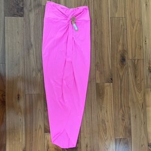 SKIMS Swim Sarong Skirt Taffy Hot Pink